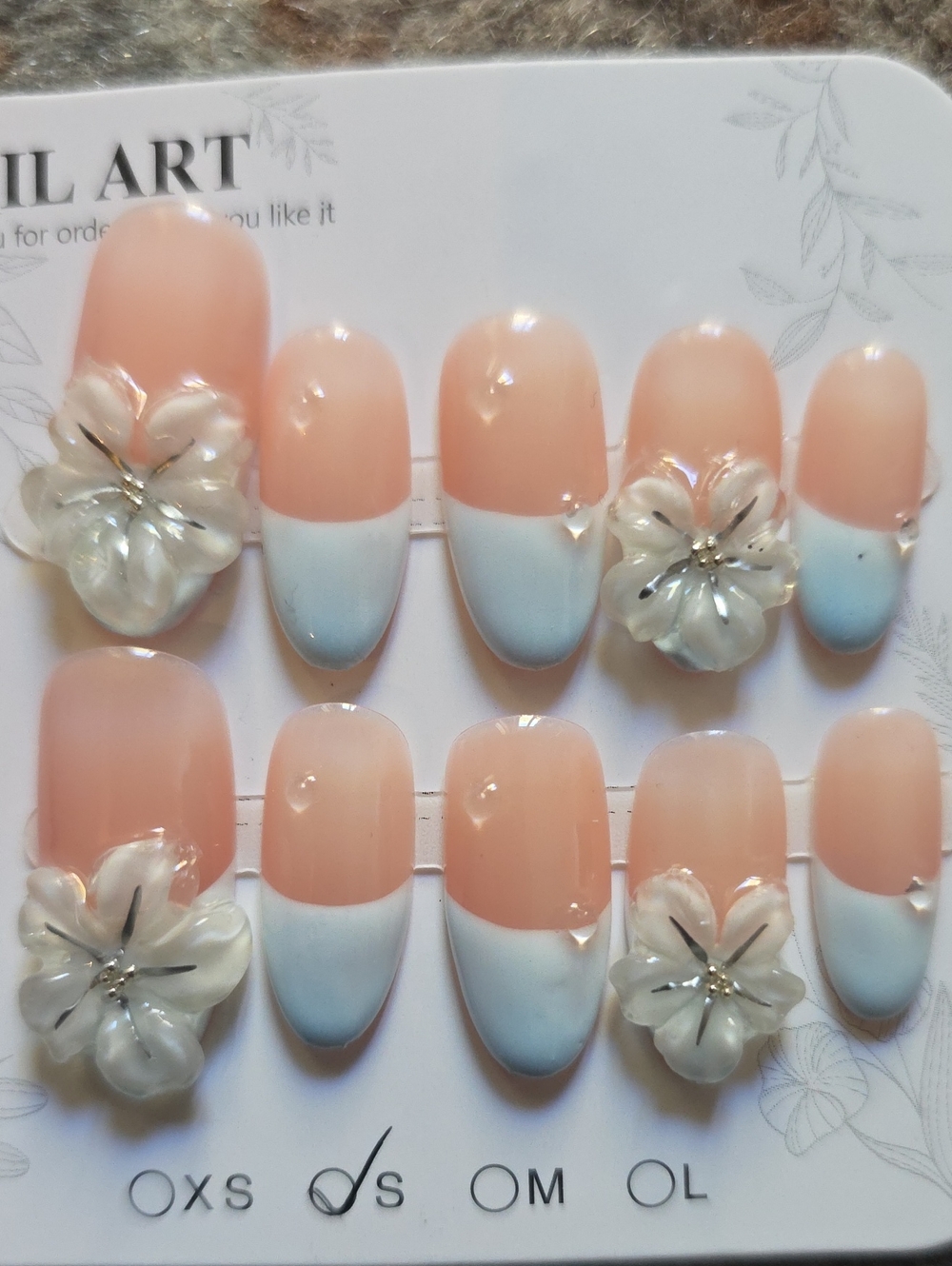 Light Blue Floral Press-On Nails Size Small